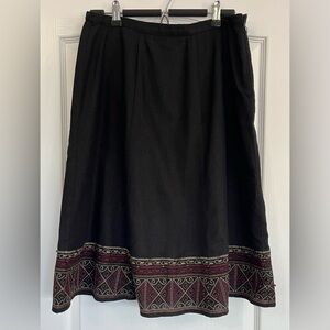 Kerry Brooke Elegant Black Linen Blend Skirt with Intricate Trim Size M petite